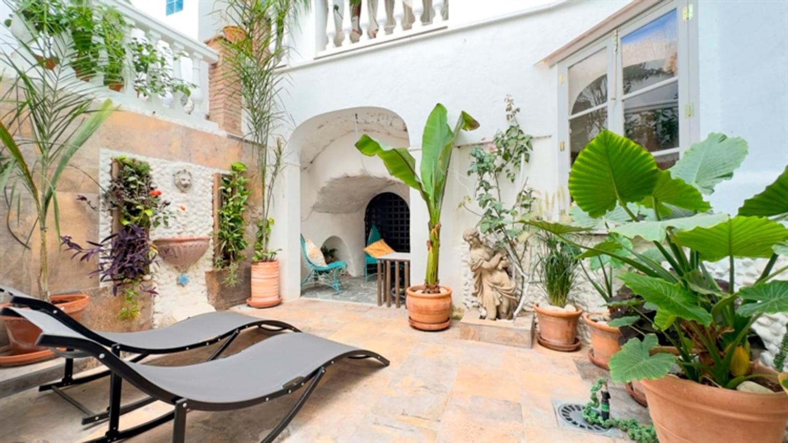 Nomadara - Boutique B&B Коин Экстерьер фото