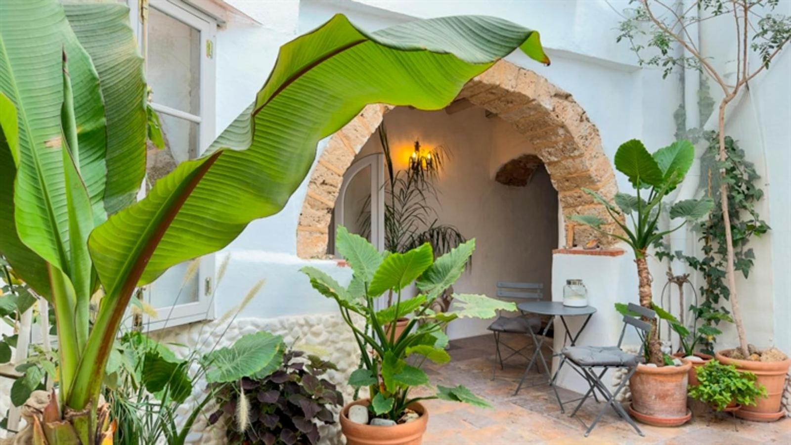 Nomadara - Boutique B&B Коин Экстерьер фото