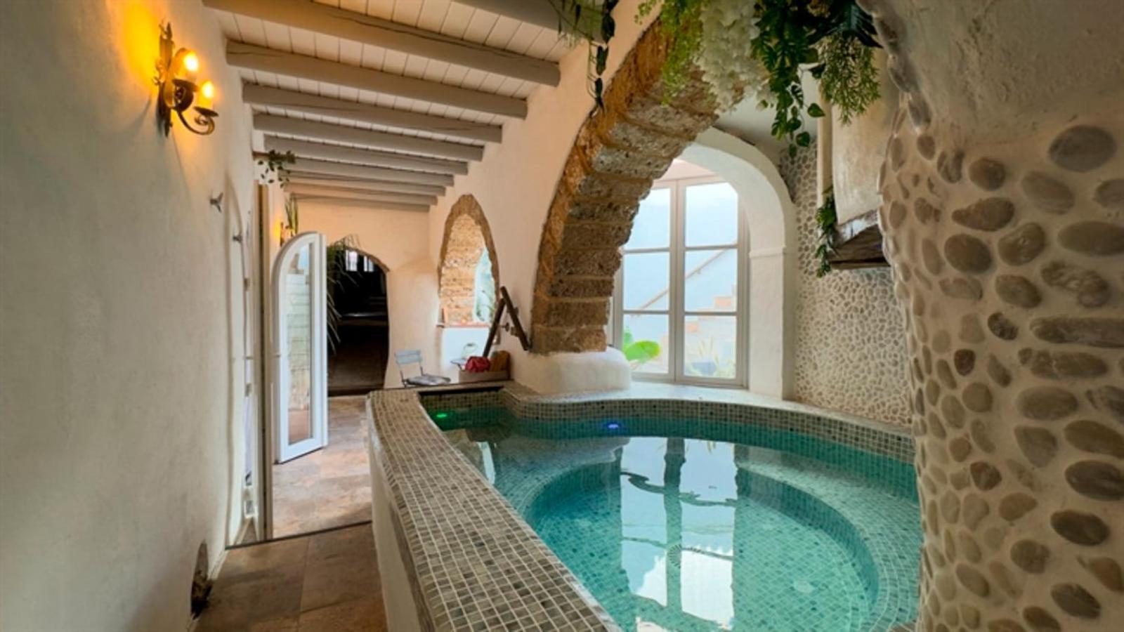 Nomadara - Boutique B&B Коин Экстерьер фото